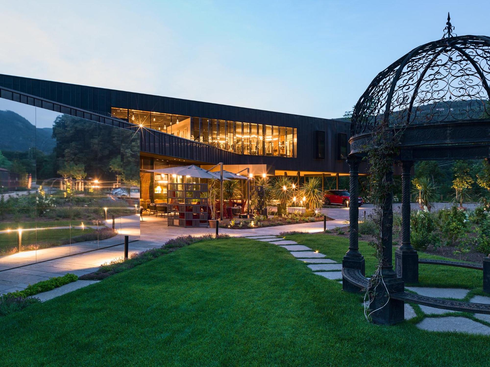 Manna Resort Montagna Buitenkant foto